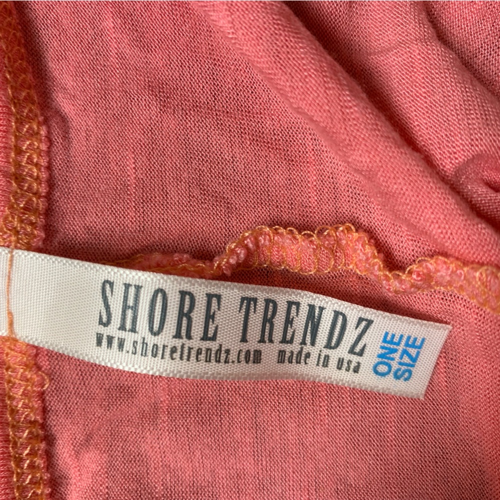 Shore Trendz Coverup or top
Like New - Picture 4 of 4